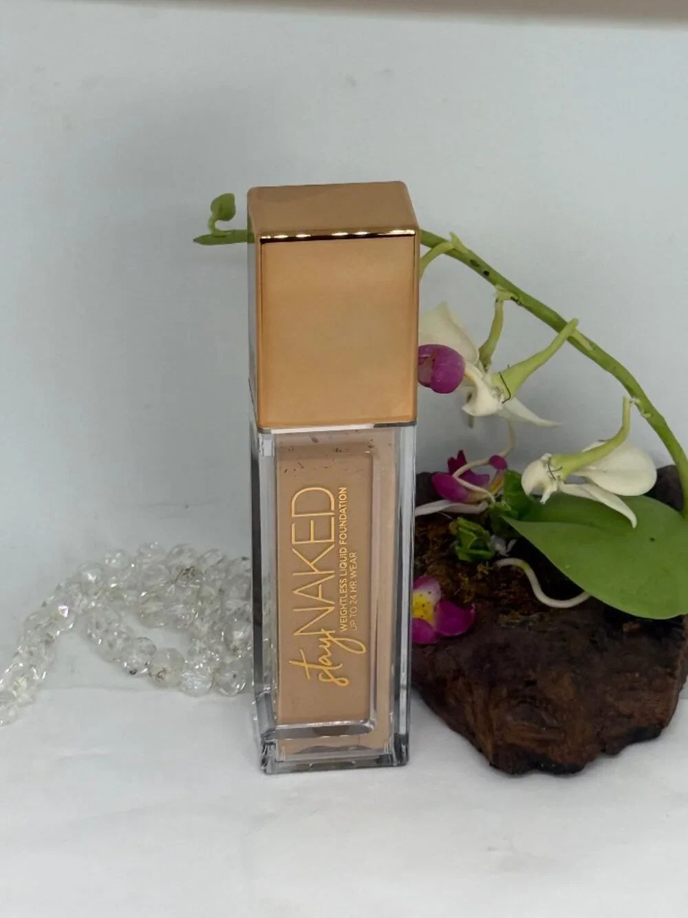 Urban Decay Stay Naked Weightless Liquid Foundation - 40CP - 1 fl oz -New in Box